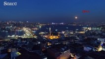İstanbul'da muhteşem kanlı ay manzaraları