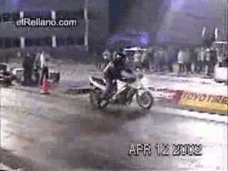 Moto crash et stunt