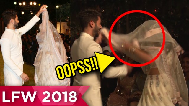 Shahid Kapoor And Mira Rajput GOOF UP On Ramp, Walk Goes Wrong At Lakme Fashion Week 2018