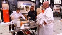 Une candidate de Top Chef fait comprendre au jury qu'elle n'a pas le temps de leur parler - Regardez