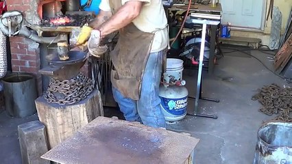 Blacksmithing - First Try Forging A Steel Frying Pan