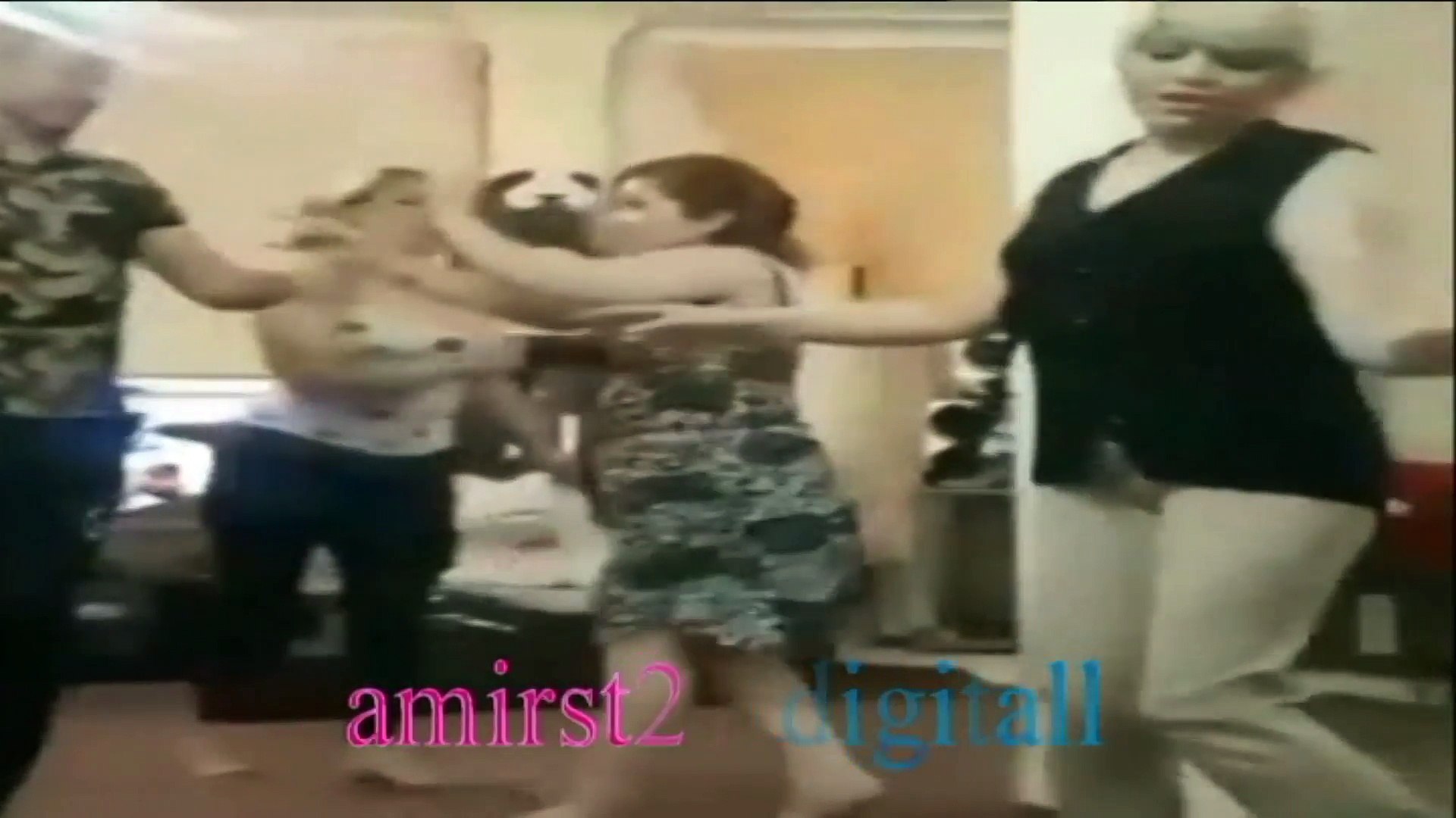amirst21 digitall(HD) رقص خانواده شاد ایرانی دلبر خانومPersian Dance  Girl*raghs dokhtar iranian - video Dailymotion