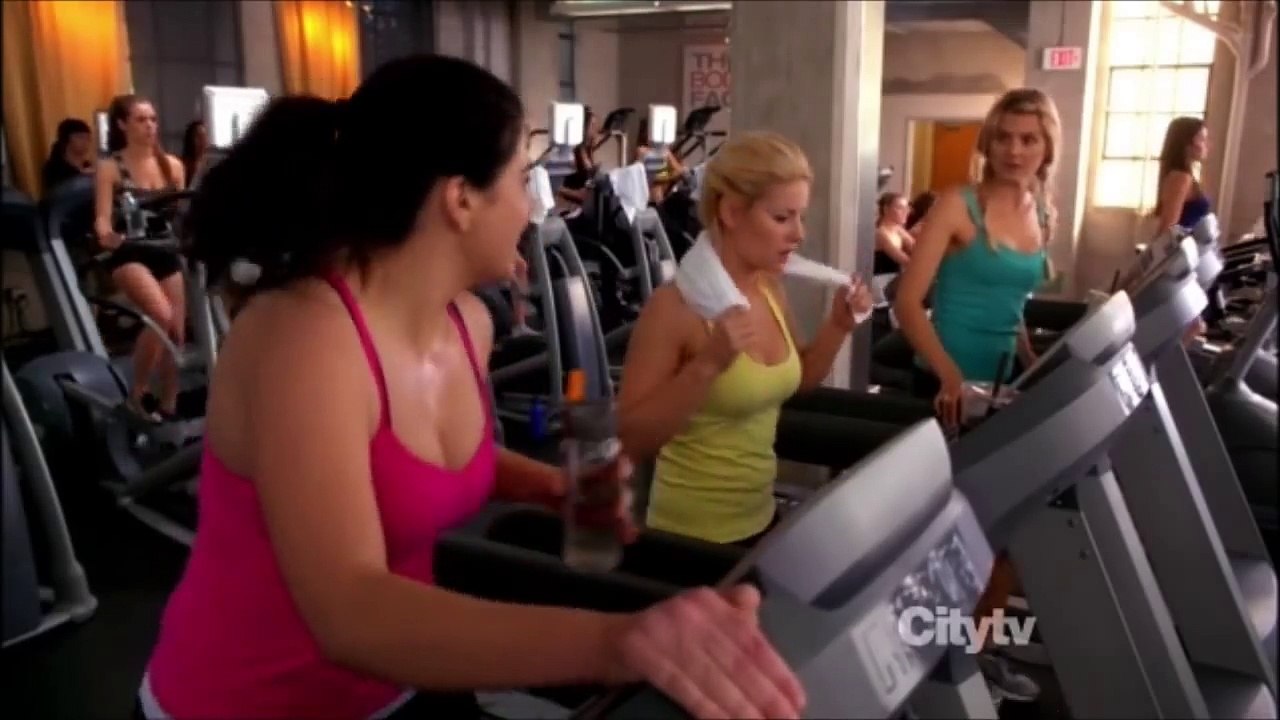 Penny at Gym (Happy Endings S01 E01)