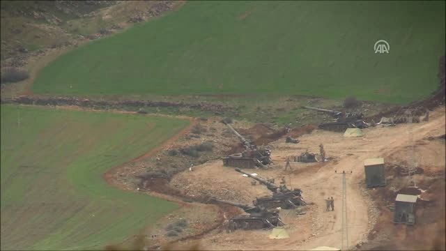 Afrin'deki Terör Mevzileri Topçu Birliklerince Vuruluyor