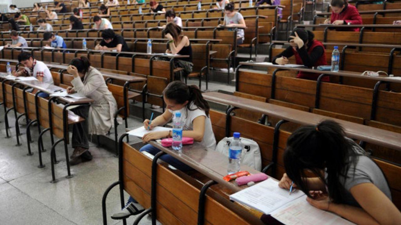 ÖSYM, Artık Fotoğraf Yenilemeden Ücret Almayacak