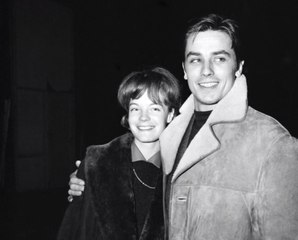 Alain Delon : sa lettre intime et déchirante à Romy Schneider