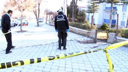 Sarkıntılık yapan şahsı uyaran kişi vuruldu