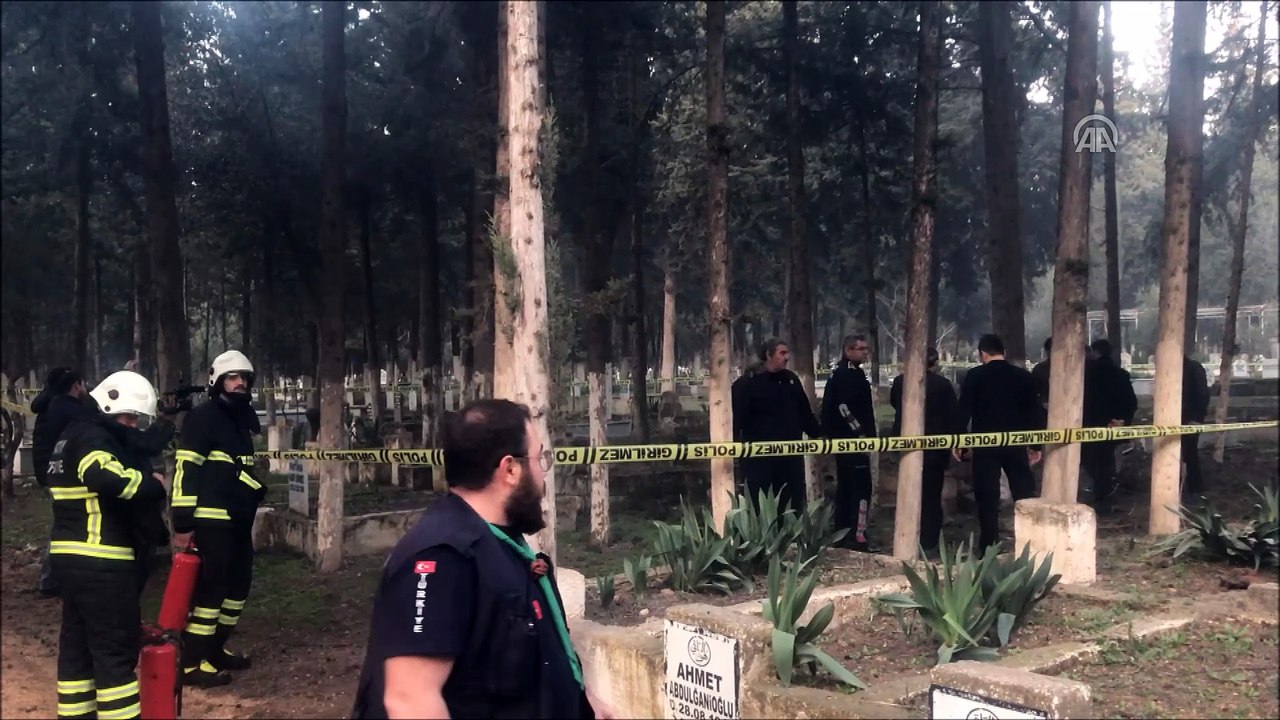 PYD/PKK tarafından atılan roket mezarlığa isabet etti (2) - HATAY