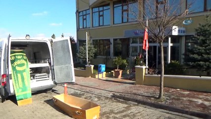 Yaşlı adam otel odasında ölü bulundu