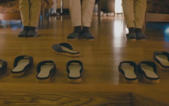 Estas zapatillas autónomas de Nissan se guardan solas