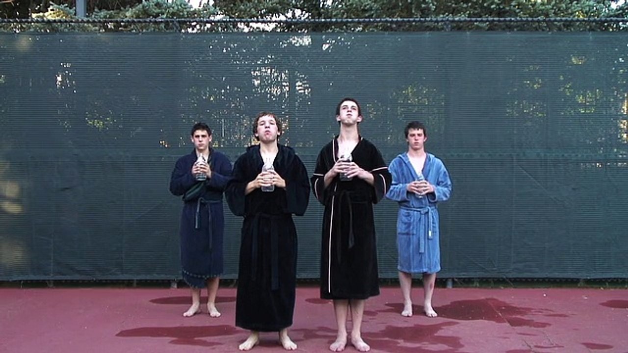 Ivres ils se transforment en fontaines vivantes !