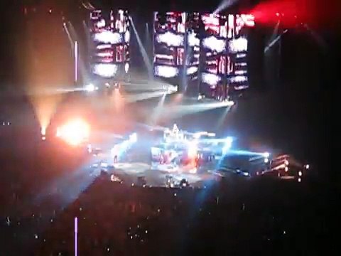Muse - Interlude + Hysteria, Spektrum, Oslo, Norway 10/25/2009