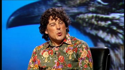 Qi S03 E11 Carnival