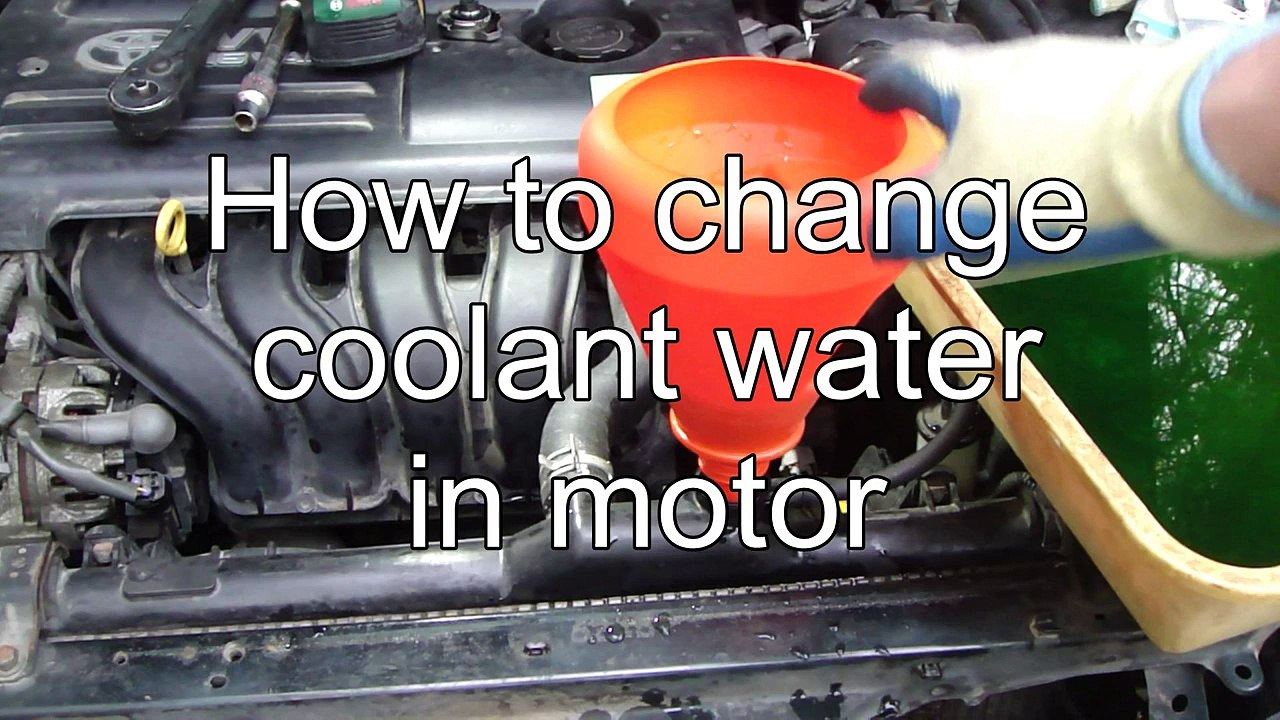 How to change coolant fluid Toyota Corolla VVTi-engine. Years 2000 to 2008 (34)