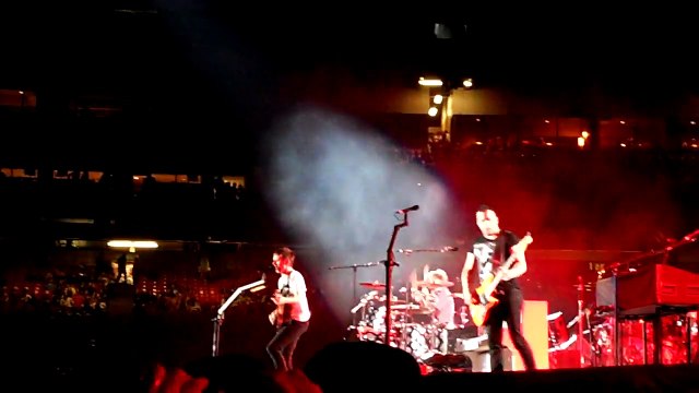 Muse - Interlude + Hysteria, Giants Stadium, East Rutherford, NJ, USA 9/24/2009