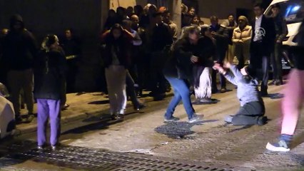 Bir evde 2 kişi vurularak öldü - İZMİR