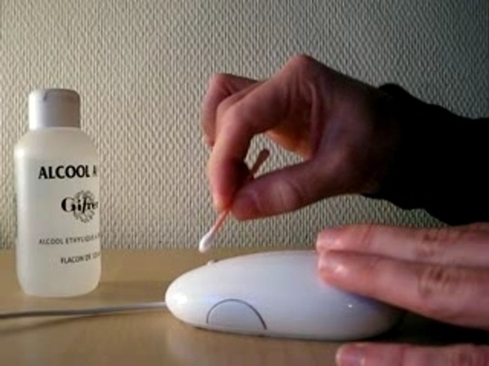 Nettoyer sa souris Mighty Mouse apple