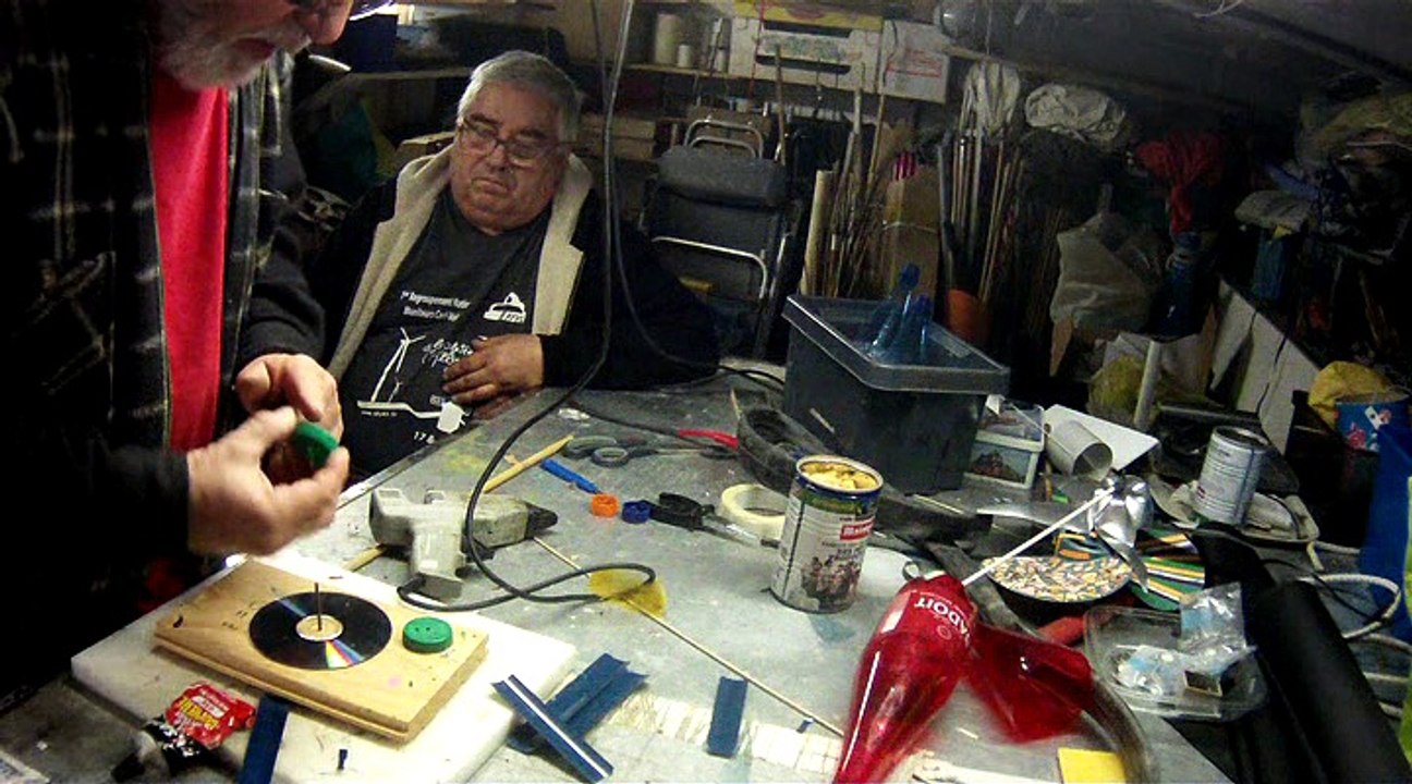Fabriquer une éolienne avec des CD
