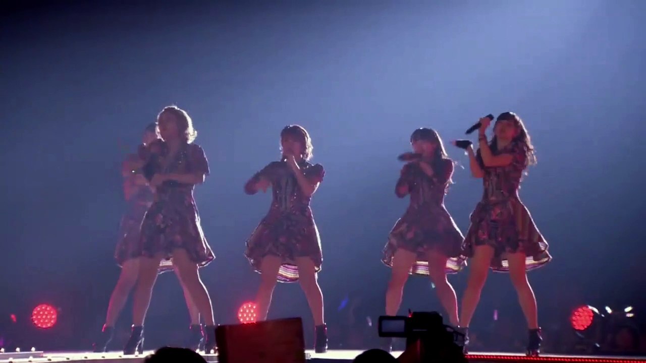 ℃-ute『情熱エクスタシー～Kiss me 愛してる』