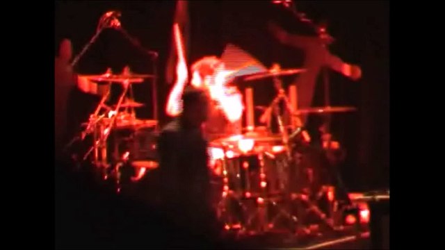 Muse - Apocalypse Please, Melbourne Festival Hall, 09/08/2004