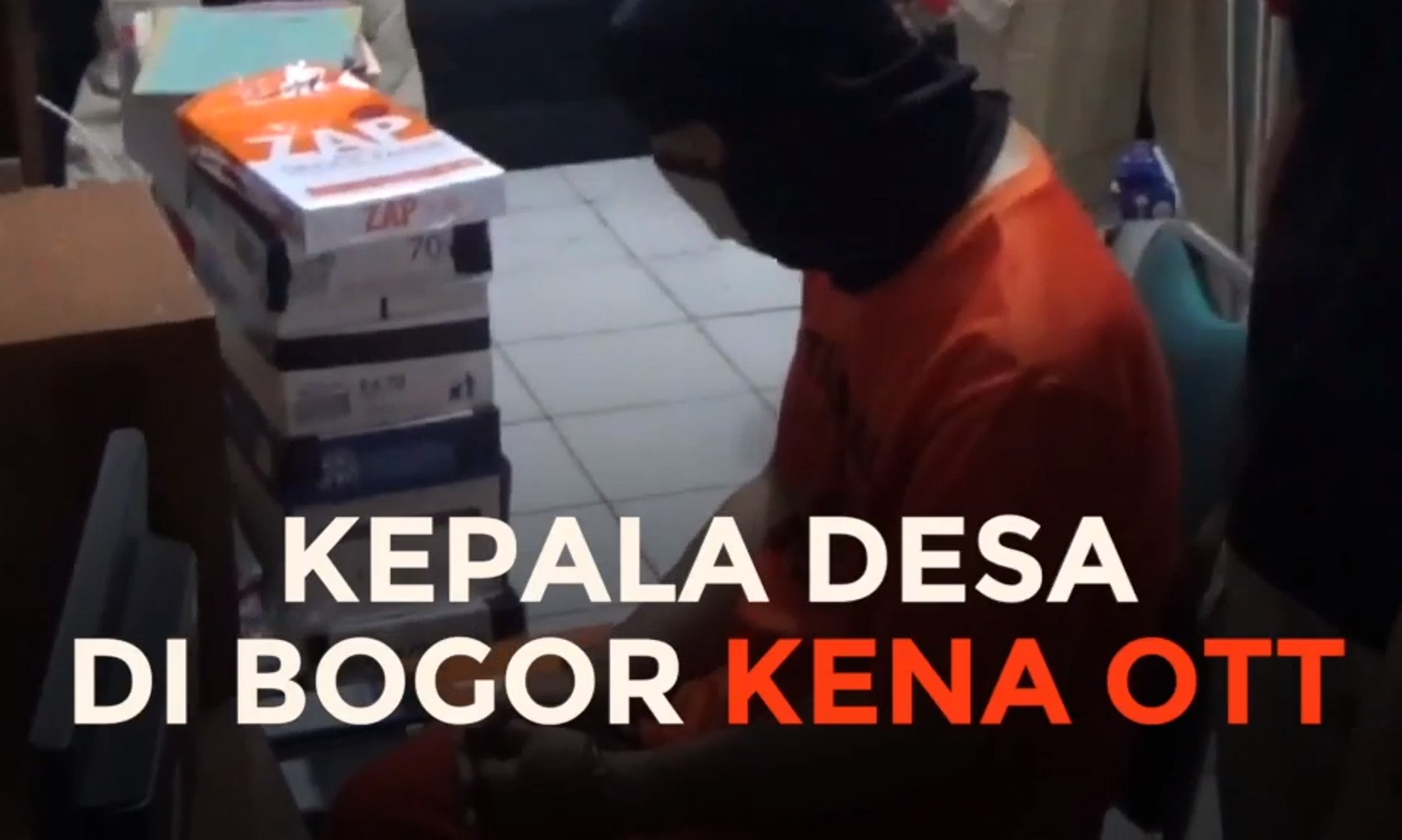 ⁣Kepala Desa di Bogor Kena OTT