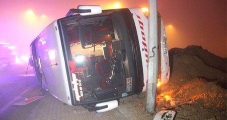 Konya'da Yolcu Otobüsü Devrildi: 11 Yaralı