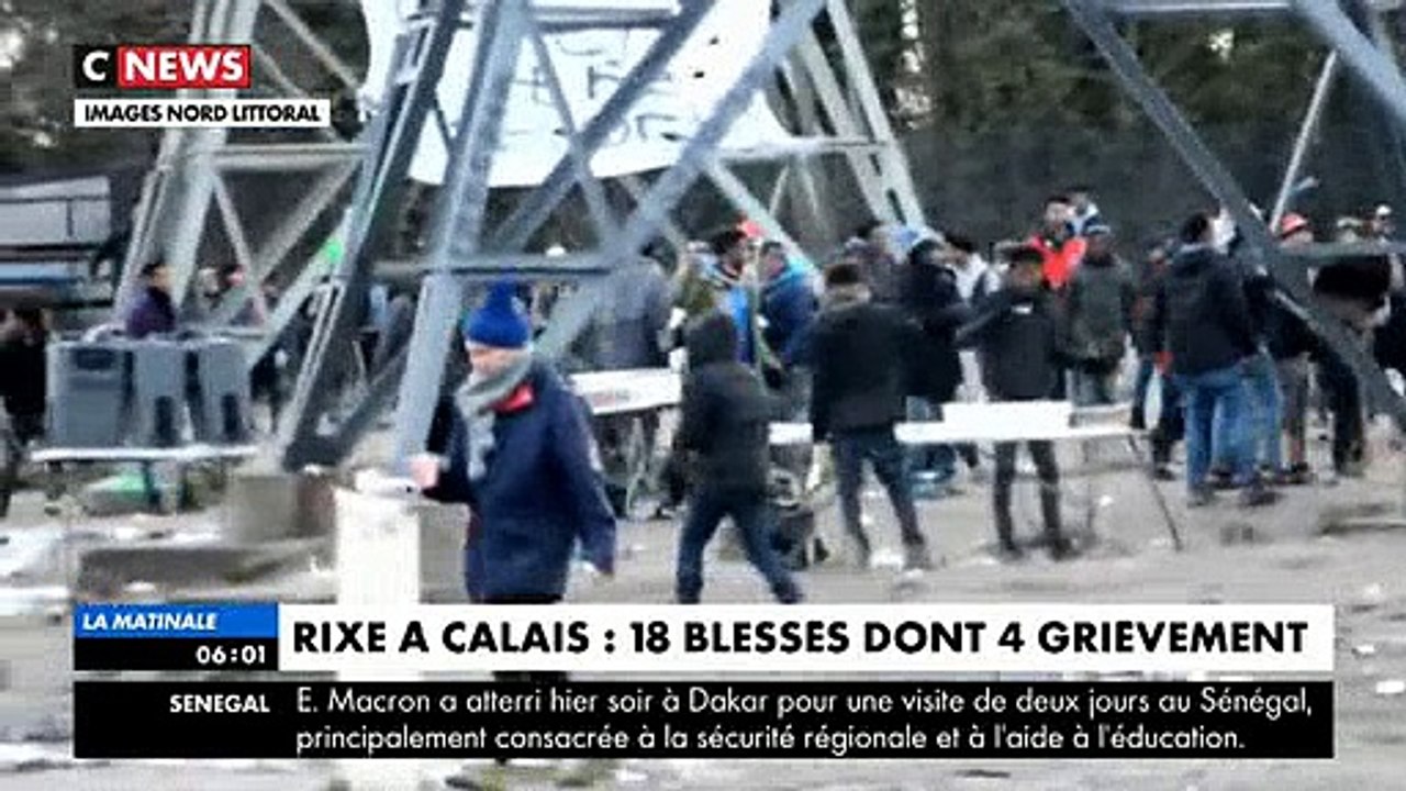 Calais: Les images impressionnantes des violences entre migrants qui ont fait des blessés par balles