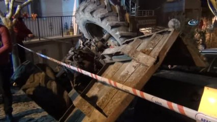 Freni Patlayan Traktör Dehşet Saçtı: 2 Yaralı