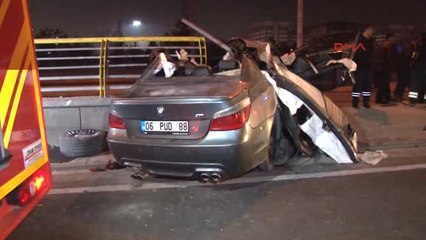 Konya Otomobil Bariyerlere Çarptı 2 Ölü, 1 Yaralı