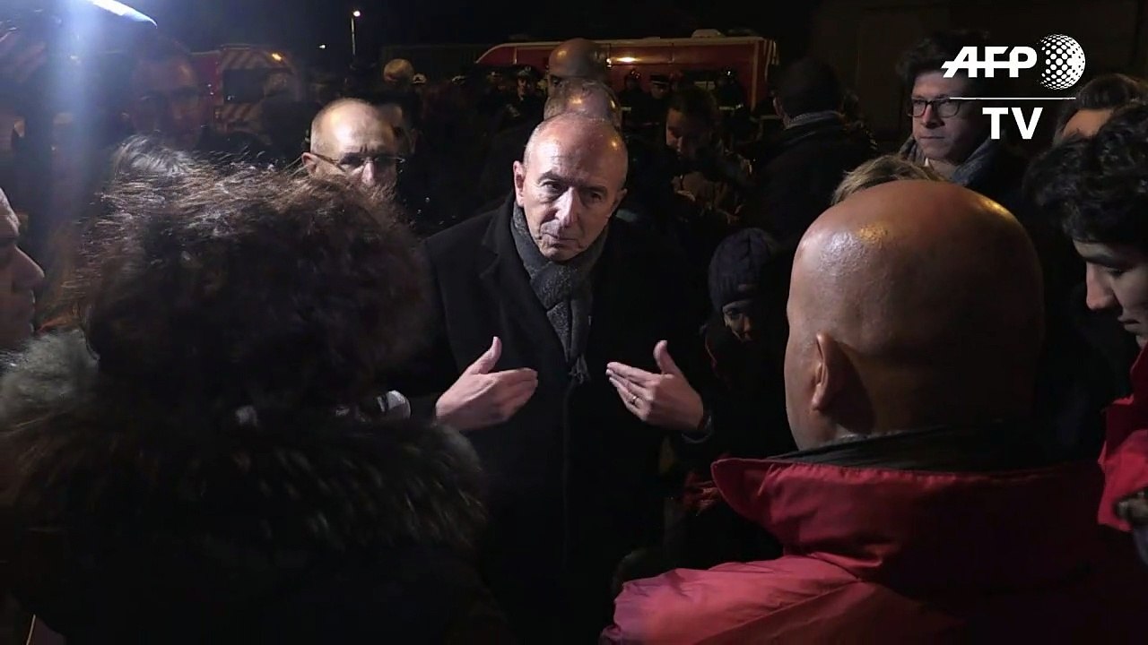 Collomb à Calais après des affrontements violents entre migrants