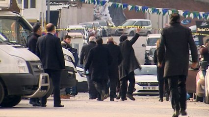 Ankara Vergi Dairesi’ndeki patlamanın ardından ekiplerin incelemeleri sürüyor