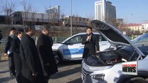 Pres. Moon goes on test drive of autonomous fuel cell car to demonstrate its safety