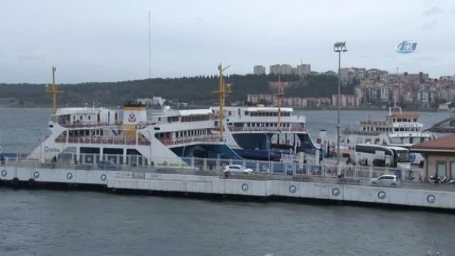 Gökçeada'da Feribot Seferlerine Fırtına Engeli