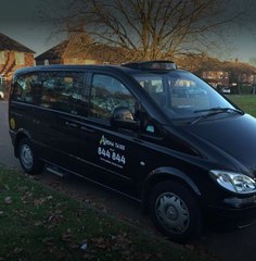 Queuing for Heathrow to Gatwick Taxi! A Fun Filled Incident!