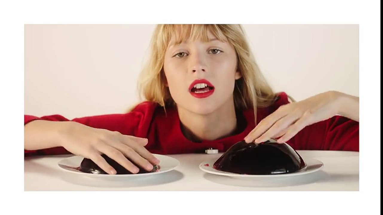 Angèle Je veux tes yeux [CLIP OFFICIEL] video Dailymotion
