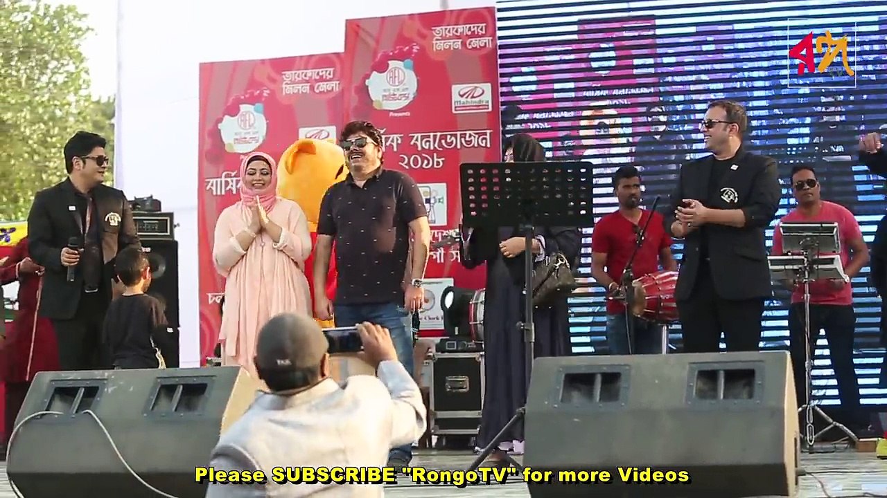 রিয়াজ ও শাবনুর নিজেদের অভিনিত ছবির গানে এবার স্টেজে এসে নাচলেন ও গাইলেন একসাথে...