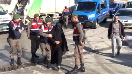 Deaş'tan Gözaltına Alınan 5 Kişi Adliyeye Sevk Edildi