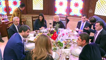 Bakan Sarıeroğlu, iş adamları ve sanayicilerle bir araya geldi - BAKÜ