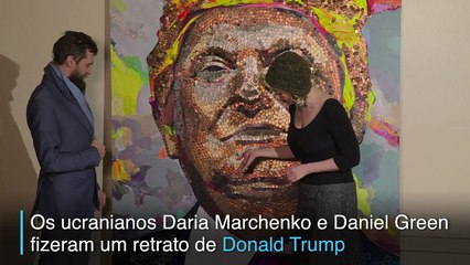 Trump ganha retrato feito com moedas