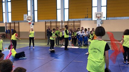 Spectacle des élèves pour la ministre