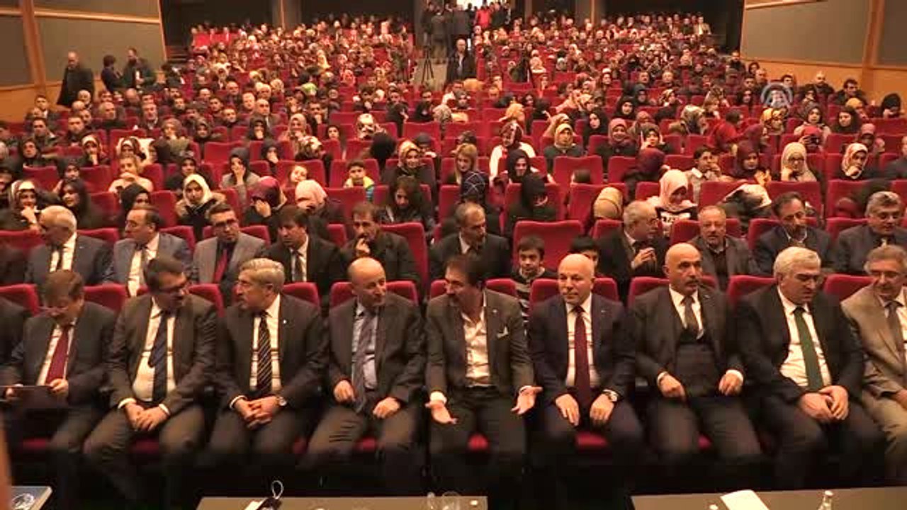 Türk Dünyasına Açılan Kapı Erzurum Paneli"
