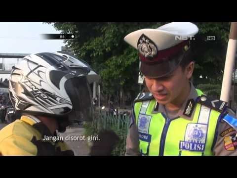 Bripda Andre Ferdiansyah Mendapat Minuman Untuk Berbuka dari Masyarakat - 86