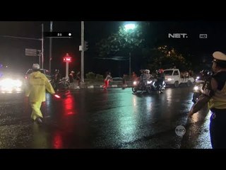 Kelucuan Wanita Bercelana Merah Ini Kabur Meninggalkan Temannya Saat Ditilang - 86