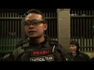 Terlihat Mencurigakan, Bapak Ini Ternyata Menyimpan Jimat di Tasnya