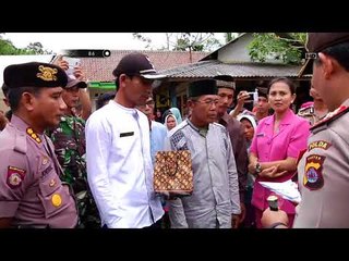 Bantuan Petugas Untuk Korban Gempa di Lebak, Banten - 86