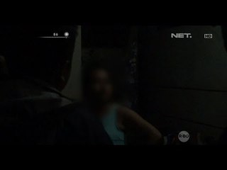 Tak Terima Rumahnya Diperiksa, Ibu Ini Marah Kepada Petugas - 86