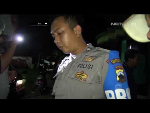 Aksi Kejar-kejaran Petugas Dapatkan Pria yang Bawa Narkoba - 86