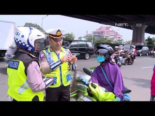 Ibu Ini Protes Saat Dibilang Tak Layak Membawa Kendaraan - 86