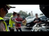 Ugal-ugalan di Jalan Tol, Mobil Pemuda Ini Ditahan - 86