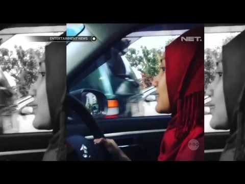 Fatin lebih memilih mengendarai mobil sendiri